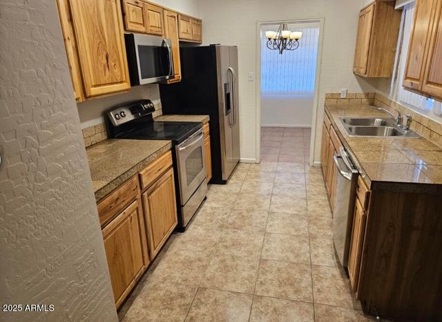 3221 W ROMA Avenue, Phoenix, AZ 85017