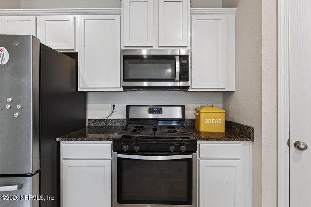 86830 IRON RAIL Court, Yulee, FL 32097