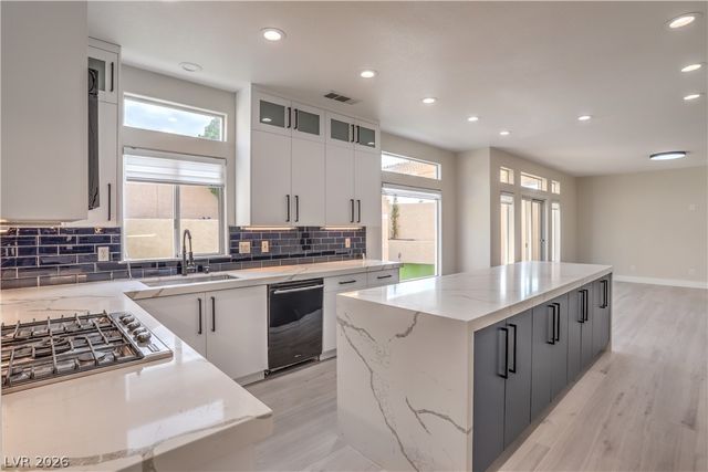 8910 Minsk Court, Las Vegas, NV 89147