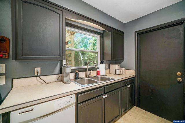 540 Johnson St NE, Salem, OR 97301