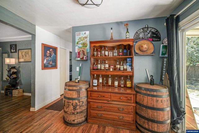 540 Johnson St NE, Salem, OR 97301