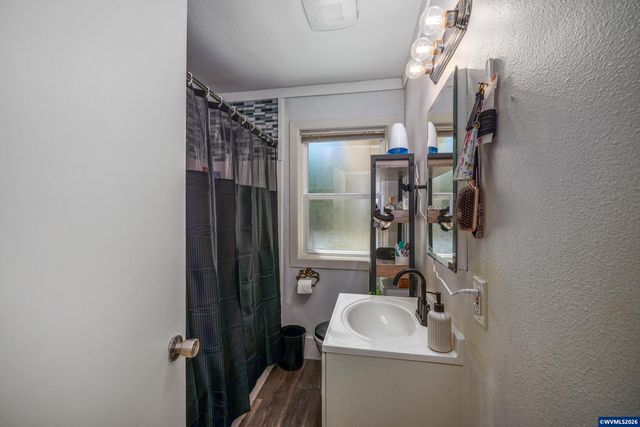 540 Johnson St NE, Salem, OR 97301