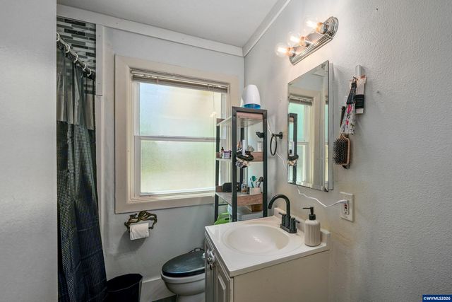 540 Johnson St NE, Salem, OR 97301