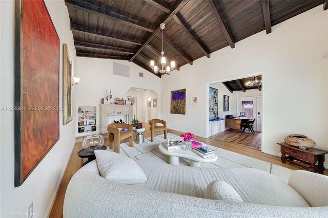 717 NE 73rd St, Miami, FL 33138