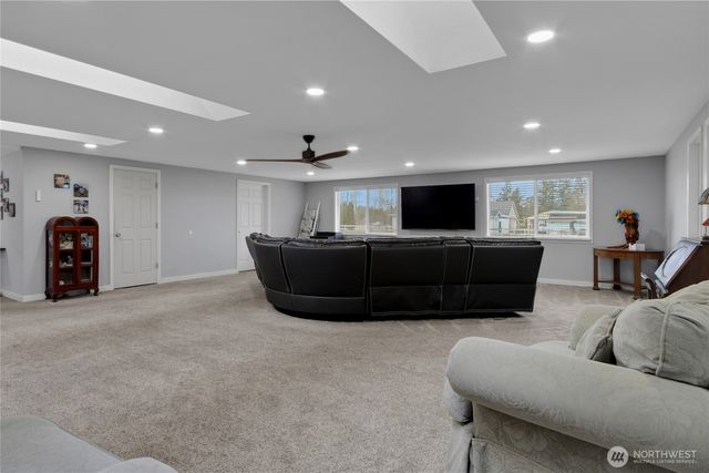 40216 264th Avenue SE, Enumclaw, WA 98022