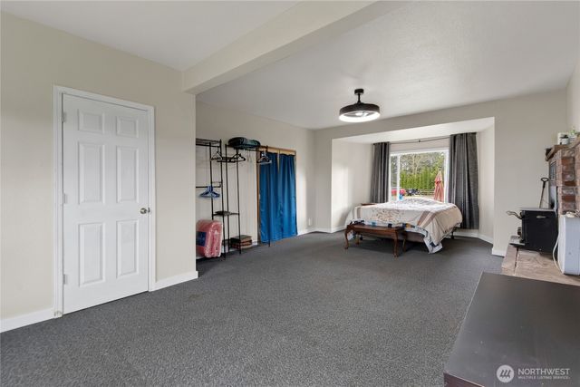 40216 264th Avenue SE, Enumclaw, WA 98022