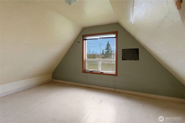 40216 264th Avenue SE, Enumclaw, WA 98022