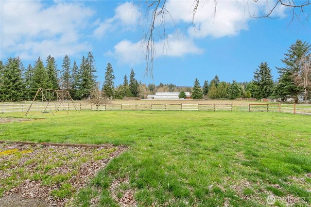 40216 264th Avenue SE, Enumclaw, WA 98022