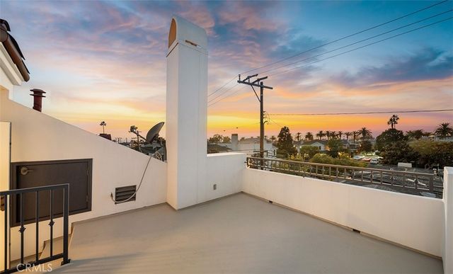 3440 4th Avenue, Corona Del Mar, CA 92625