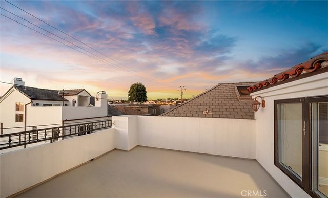 3440 4th Avenue, Corona Del Mar, CA 92625