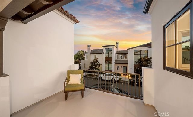 3440 4th Avenue, Corona Del Mar, CA 92625