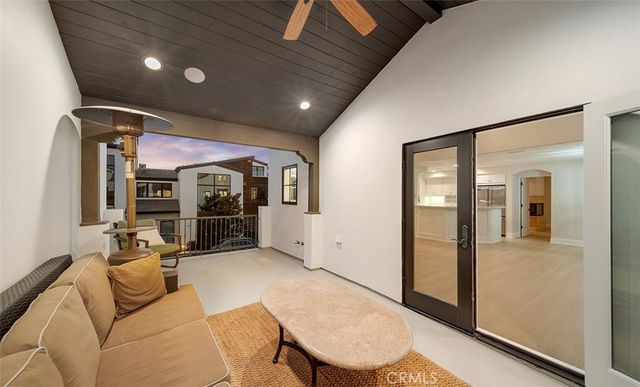 3440 4th Avenue, Corona Del Mar, CA 92625