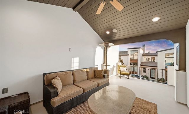 3440 4th Avenue, Corona Del Mar, CA 92625