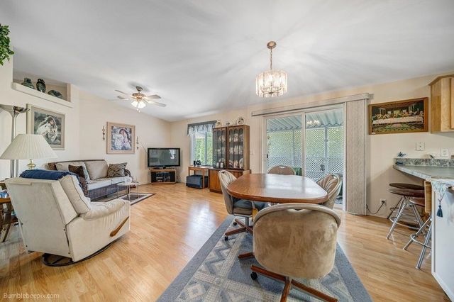 1814 N N MEADOWS Pl, Spokane Valley, WA 99016