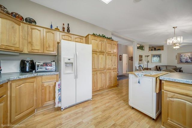 1814 N N MEADOWS Pl, Spokane Valley, WA 99016