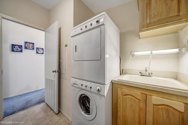 1814 N N MEADOWS Pl, Spokane Valley, WA 99016