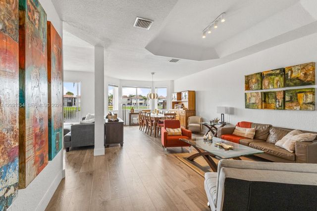 11431 NW 68th Ter, Doral, FL 33178