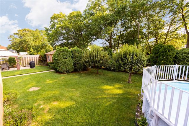 25 Ardway Avenue, Warwick, RI 02889