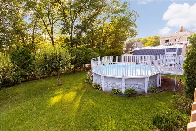 25 Ardway Avenue, Warwick, RI 02889
