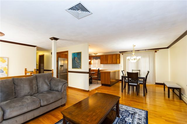 25 Ardway Avenue, Warwick, RI 02889
