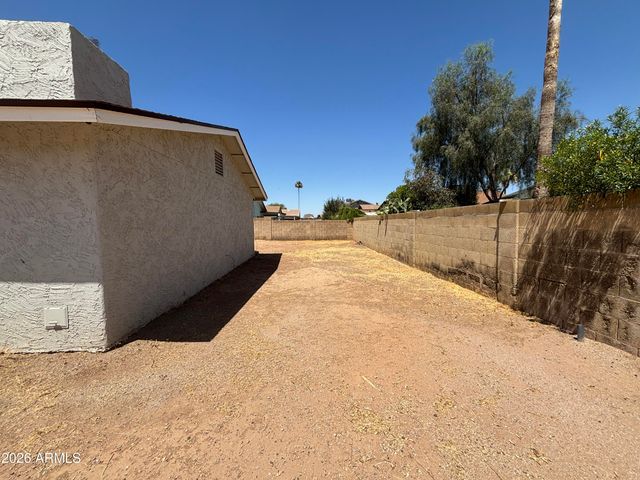 5502 W Barbara Avenue, Glendale, AZ 85302