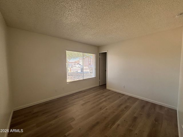 5502 W Barbara Avenue, Glendale, AZ 85302