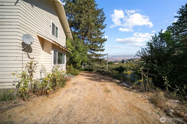 5177 Woodring Canyon Road, Cashmere, WA 98815
