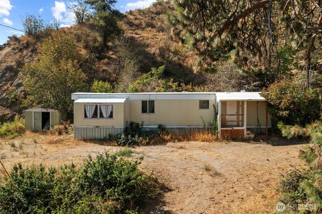 5177 Woodring Canyon Road, Cashmere, WA 98815