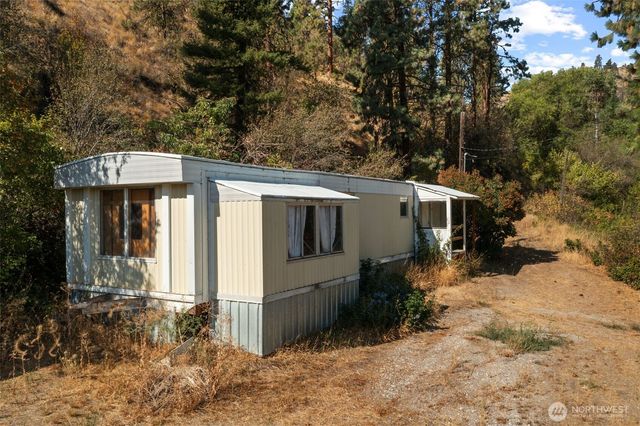 5177 Woodring Canyon Road, Cashmere, WA 98815