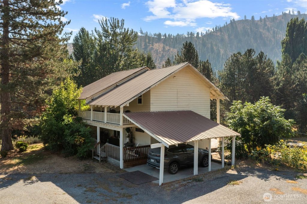 5177 Woodring Canyon Road, Cashmere, WA 98815