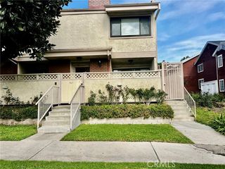 19451 Sherman Way 501, Reseda (los Angeles), CA 91335