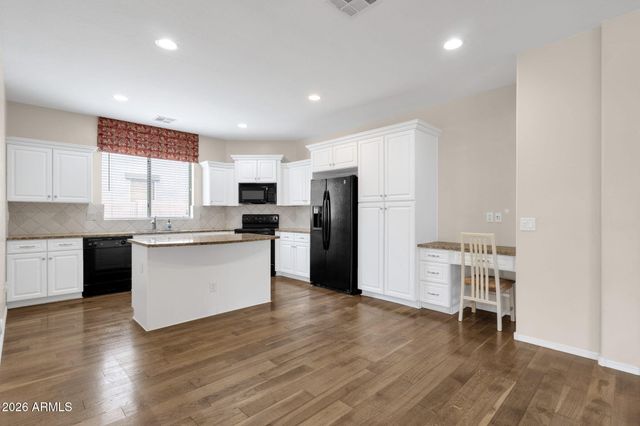 4286 E PARK Avenue, Gilbert, AZ 85234