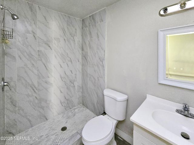 7811 JASPER Avenue, Jacksonville, FL 32211