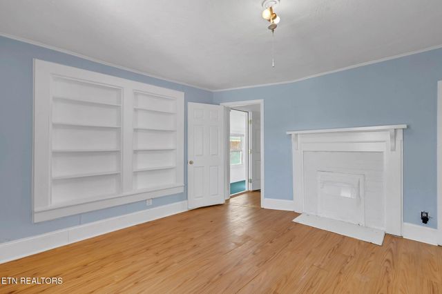 2873 Main St, Surgoinsville, TN 37873