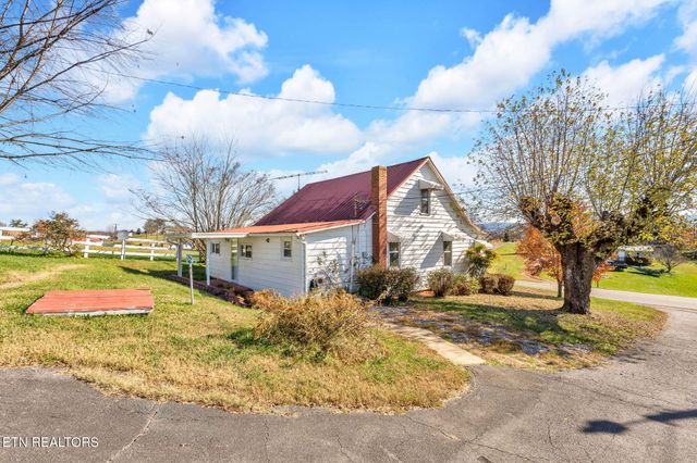 2873 Main St, Surgoinsville, TN 37873