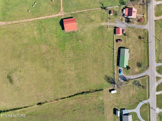 2873 Main St, Surgoinsville, TN 37873