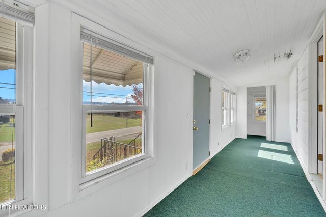 2873 Main St, Surgoinsville, TN 37873