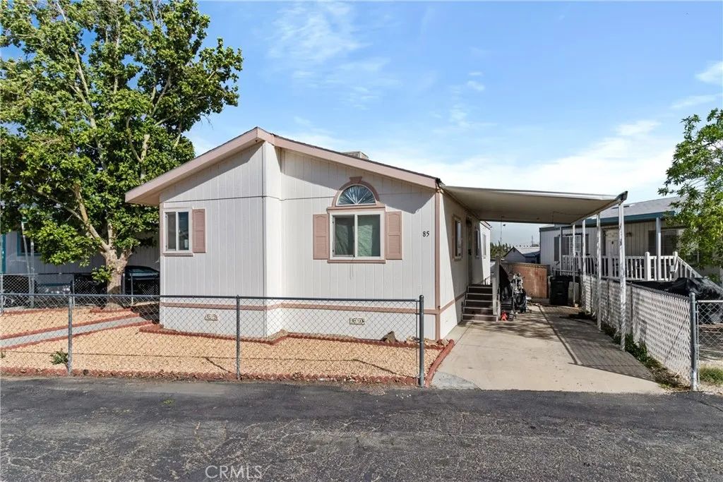 4209 W Rosamond 85, Rosamond, CA 93560
