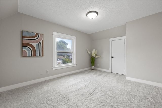 816 9th Street NW, Cedar Rapids, IA 52405