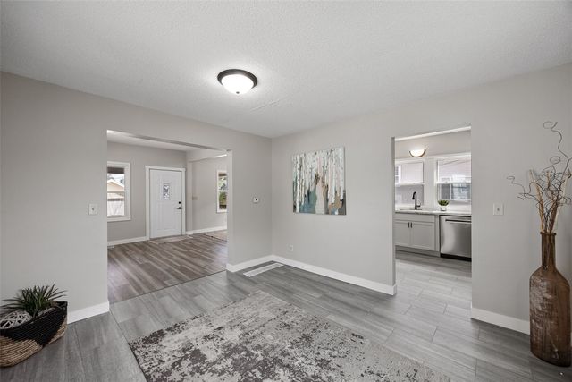 816 9th Street NW, Cedar Rapids, IA 52405