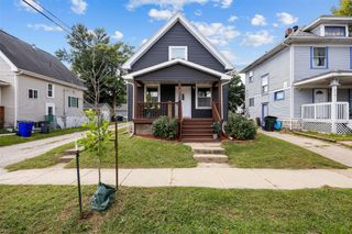 816 9th Street NW, Cedar Rapids, IA 52405