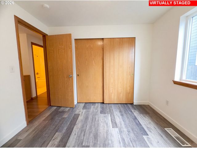 8641 Ne WINDSTONE St, Beaverton, OR 97006