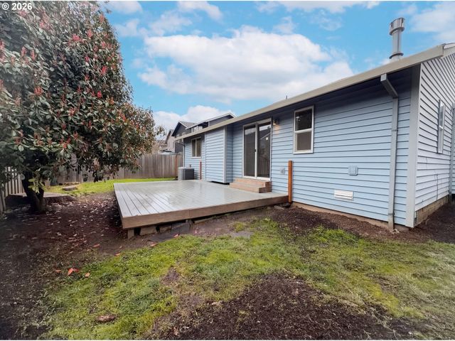 8641 Ne WINDSTONE St, Beaverton, OR 97006