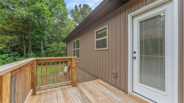 17 Kilsyth Drive, Bella Vista, AR 72715