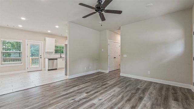 17 Kilsyth Drive, Bella Vista, AR 72715