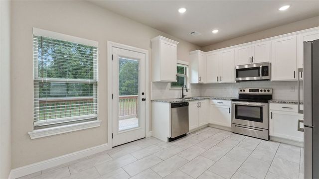 17 Kilsyth Drive, Bella Vista, AR 72715