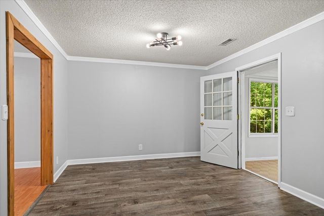 604 Pine Oaks Drive, Tunnel Hill, GA 30755