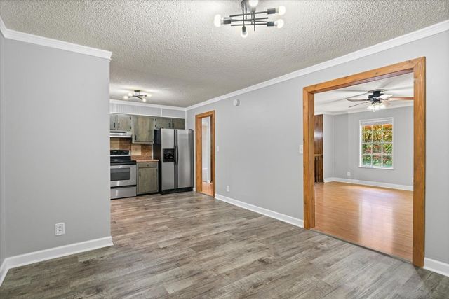 604 Pine Oaks Drive, Tunnel Hill, GA 30755