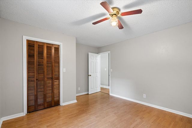 604 Pine Oaks Drive, Tunnel Hill, GA 30755
