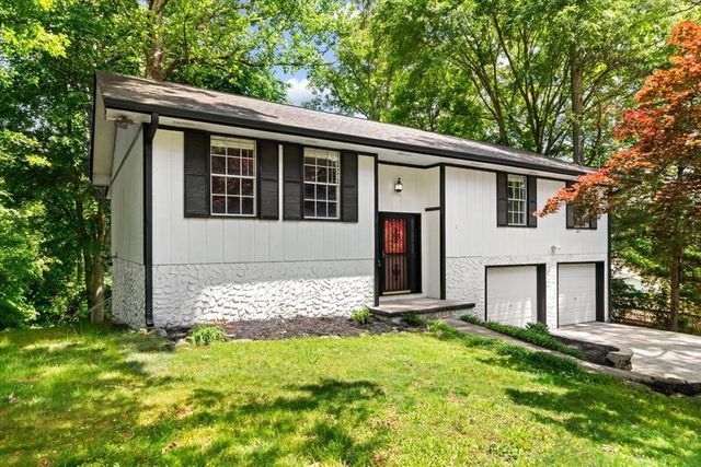 604 Pine Oaks Drive, Tunnel Hill, GA 30755